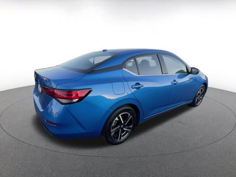 Used 2025 Nissan Sentra SV image 15