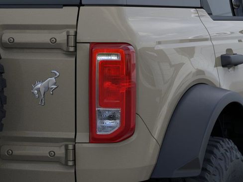 New 2025 Ford Bronco 4-Door w/ Sasquatch Package image 39