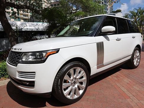 Used 2015 Land Rover Range Rover Supercharged image 26