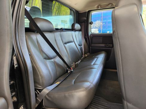 Used 2003 GMC Sierra 2500 SLT w/ SLT Preferred Equipment Group AWD/4WD image 24
