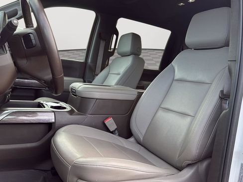 Used 2022 Chevrolet Silverado 2500 LTZ w/ LTZ Texas Edition image 13