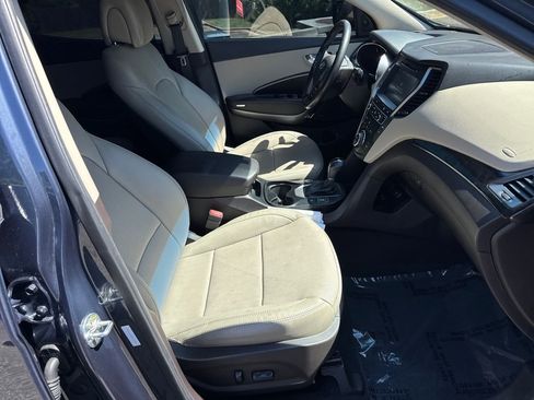Used 2017 Hyundai Santa Fe Sport w/ 2.4L Tech Package 04 FWD image 13