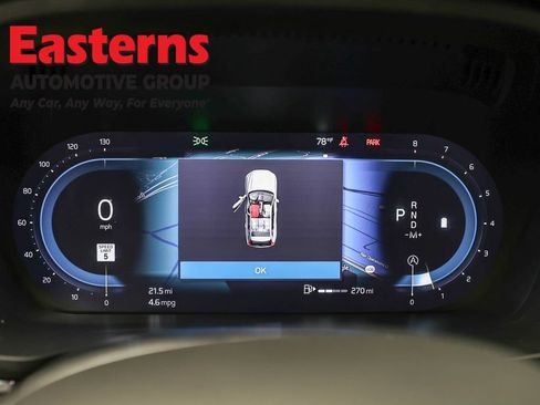 Used 2023 Volvo XC60 B5 Core FWD image 17
