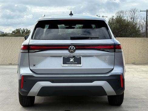 New 2026 Volkswagen Tiguan S image 8