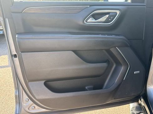 Used 2021 Chevrolet Tahoe Z71 w/ Z71 Signature Package AWD/4WD image 11