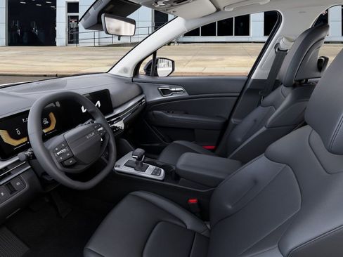 New 2026 Kia Sportage EX image 17