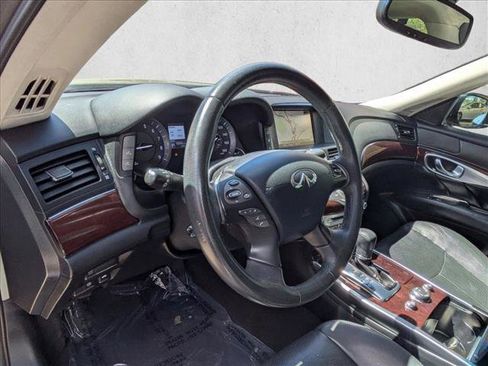 Used 2016 INFINITI Q70 L 3.7 AWD/4WD image 10