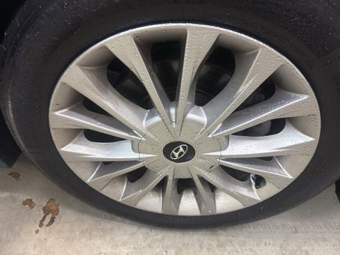 Used 2015 Hyundai Sonata Limited w/ Option Group 05 image 34