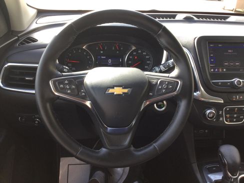 Used 2024 Chevrolet Equinox LT AWD/4WD image 17