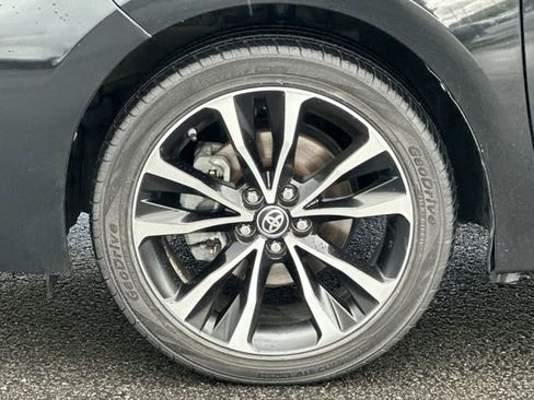 Used 2019 Toyota Corolla SE FWD image 26