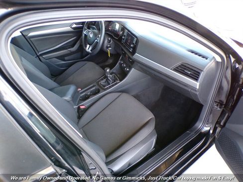 Used 2019 Volkswagen Jetta S image 28