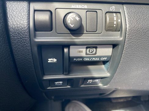 Used 2014 Subaru Legacy 2.5i image 18