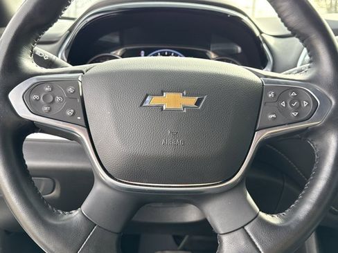 Used 2022 Chevrolet Traverse Premier image 22