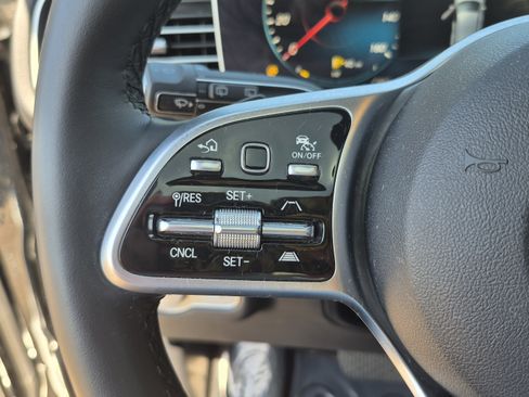 Used 2023 Mercedes-Benz GLE 450 4MATIC image 30