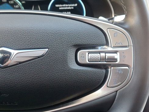 Used 2024 Genesis GV80 2.5T w/ Prestige Package image 18