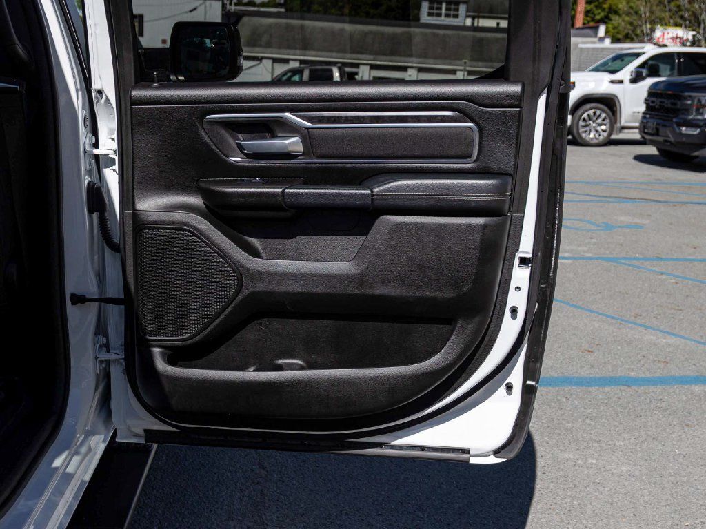 Used 2024 RAM 1500 Big Horn AWD/4WD image 15