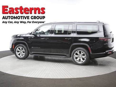 Used 2022 Jeep Wagoneer Series II AWD/4WD image 62