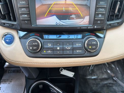 Used 2017 Toyota RAV4 Limited AWD/4WD image 26