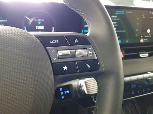 Certified 2025 Hyundai Ioniq 5 SEL image 6