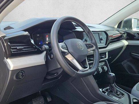 Used 2023 Volkswagen Taos S image 10