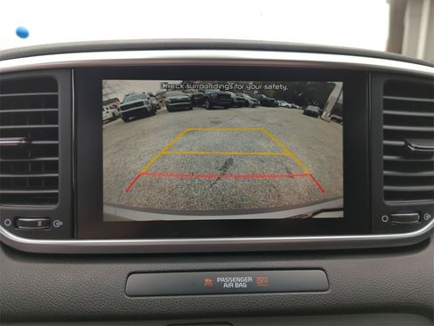 Used 2022 Kia Sportage Nightfall Edition image 26