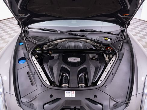Used 2018 Porsche Panamera 4S AWD/4WD image 33