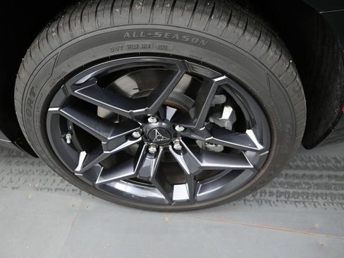 Used 2026 Dodge Charger Scat Pack AWD/4WD image 9