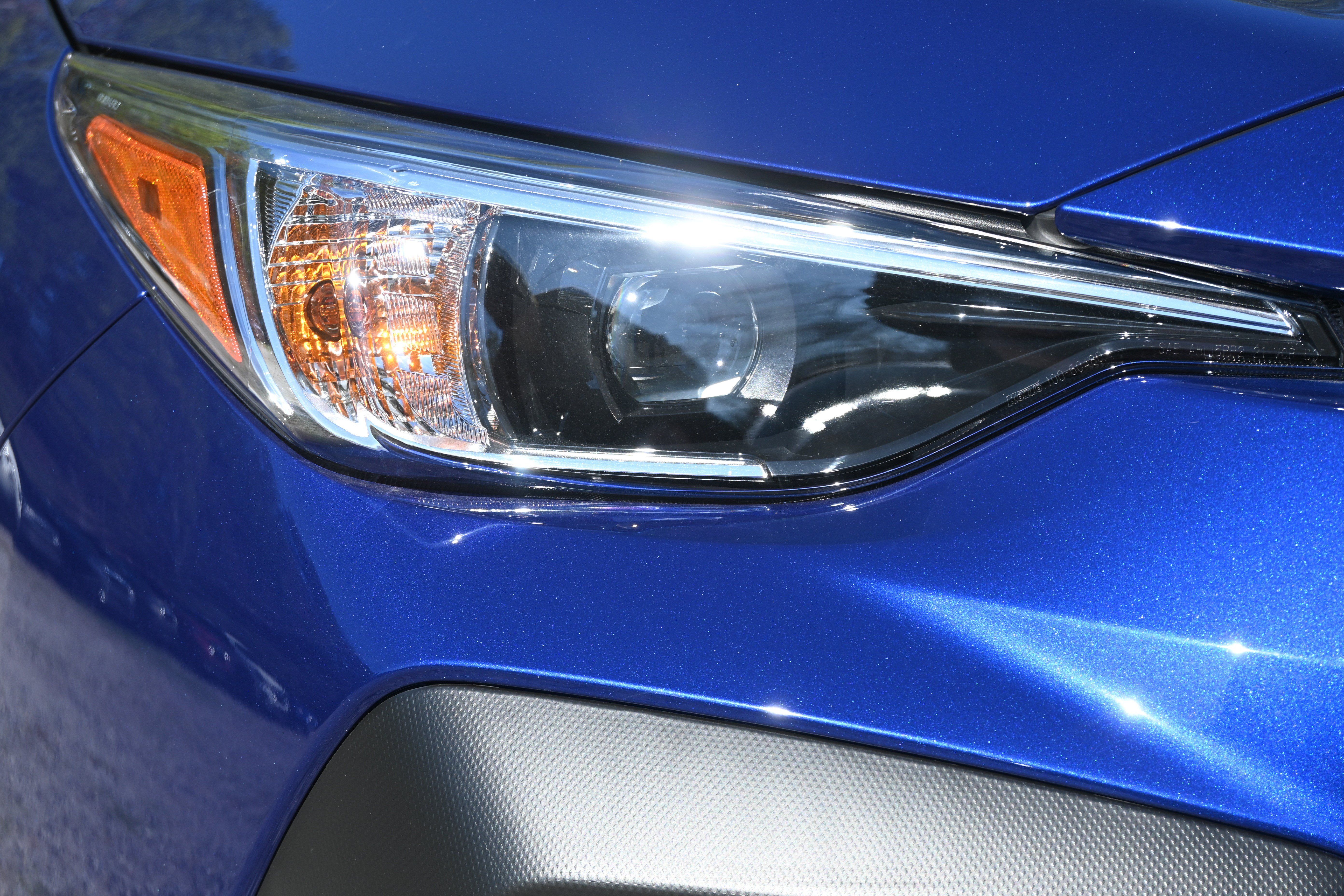 Used 2026 Subaru Crosstrek 2.5i Premium AWD/4WD image 11