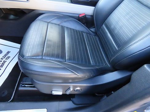 Used 2024 Lincoln Nautilus Reserve image 37