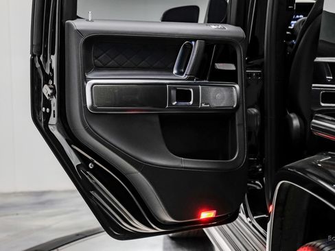 Used 2025 Mercedes-Benz G 63 AMG 4MATIC image 98