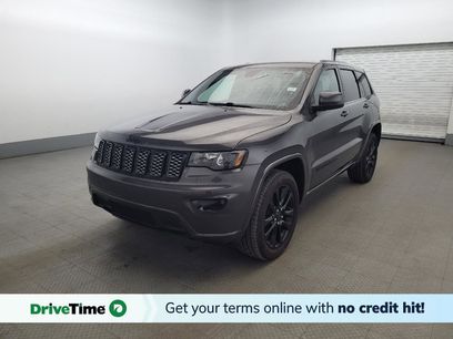 Used 2018 Jeep Grand Cherokee Altitude