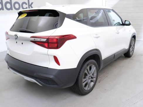 Used 2021 Kia Seltos LX image 8