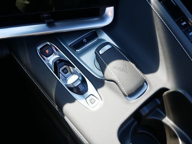 Used 2024 Chevrolet Corvette Stingray Coupe RWD image 16