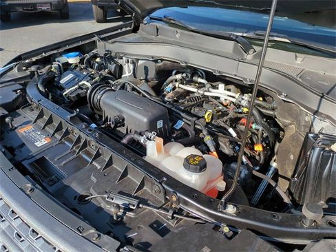 Used 2023 Ford Explorer XLT w/ Equipment Group 202A image 27