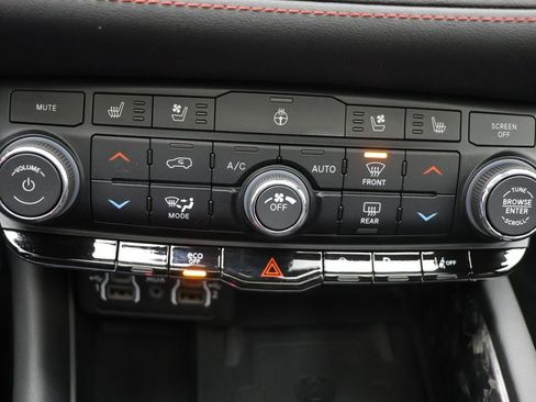 Used 2024 Dodge Durango R/T image 26