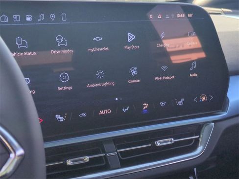 New 2026 Chevrolet Equinox EV LT w/ LPO, Blackout Package image 14