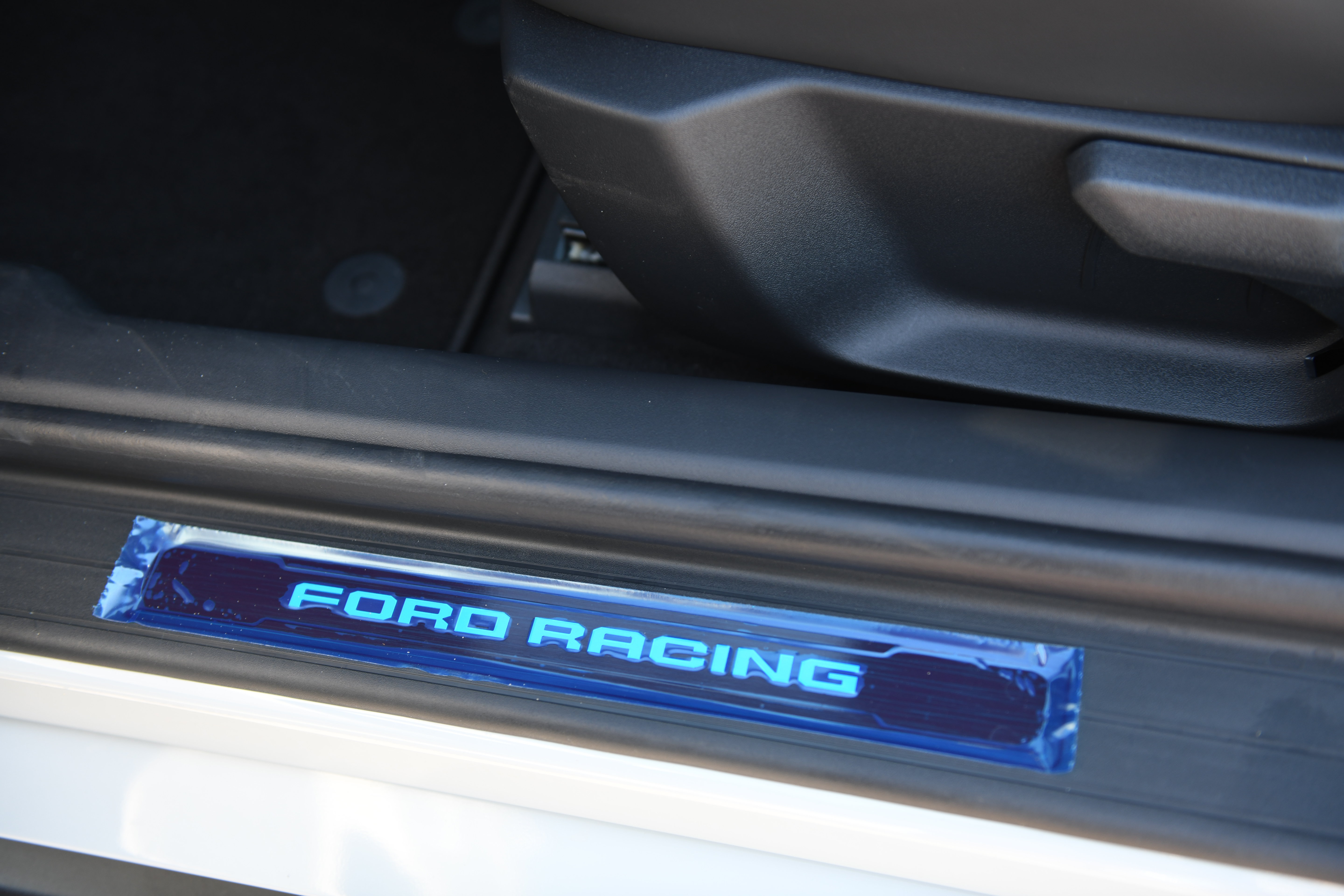 New 2026 Ford Mustang Dark Horse SC w/ Carbon Fiber Exterior Package RWD image 22