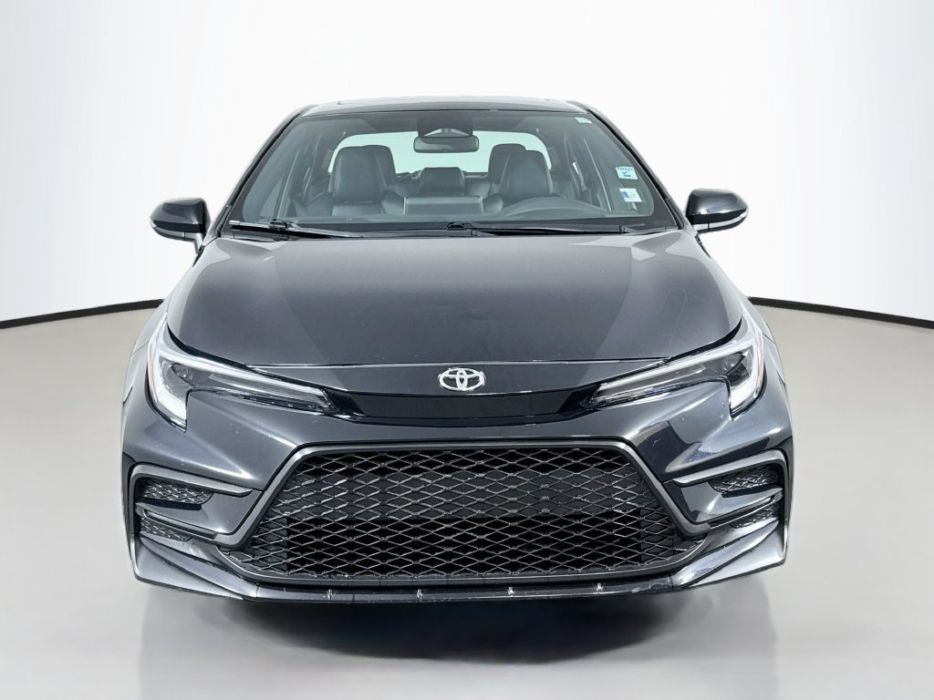 Used 2024 Toyota Corolla XSE FWD image 3