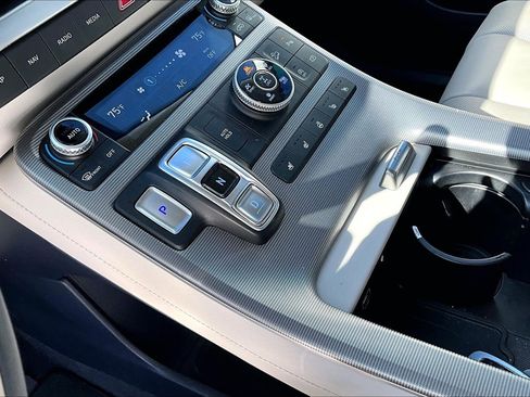 Used 2023 Hyundai Palisade Calligraphy w/ Cargo Package image 18