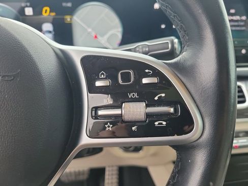 Used 2021 Mercedes-Benz GLS 580 4MATIC image 20