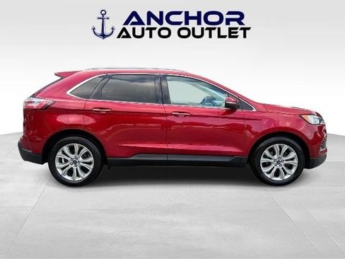 Used 2020 Ford Edge Titanium FWD image 9