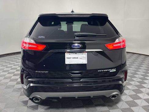Certified 2020 Ford Edge Titanium w/ Equipment Group 301A FWD image 6