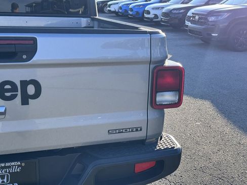 Used 2020 Jeep Gladiator Sport w/ Trailer Tow Package image 7