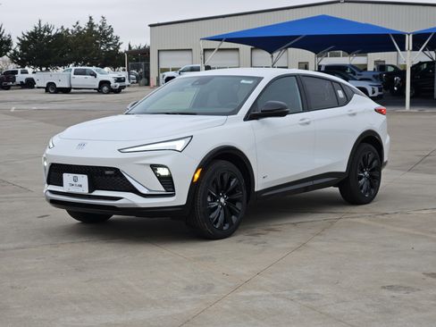 New 2026 Buick Envista Sport Touring image 2