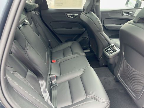 New 2026 Volvo XC60 B5 Ultra w/ Protection Package Premier image 29