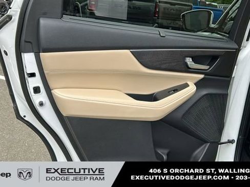 Used 2022 Acura MDX SH-AWD w/ Advance Package image 22