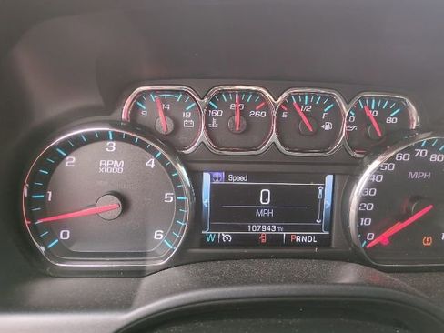 Used 2018 GMC Sierra 1500 SLT w/ Black Pack AWD/4WD image 13