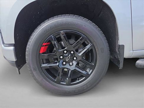 Used 2022 Chevrolet Silverado 1500 RST w/ Redline Edition RWD image 19