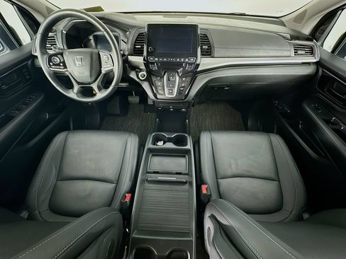 Used 2023 Honda Odyssey Touring image 10