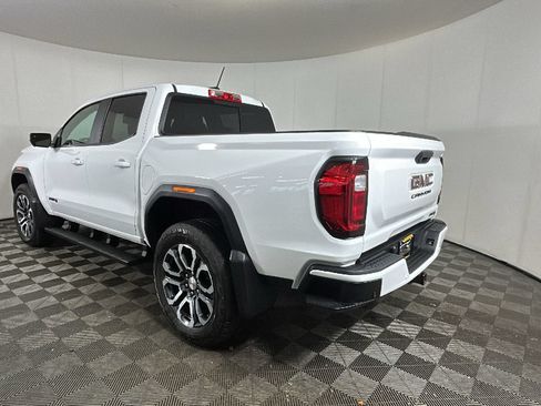 Used 2024 GMC Canyon AT4 w/ AT4 Premium Package AWD/4WD image 5